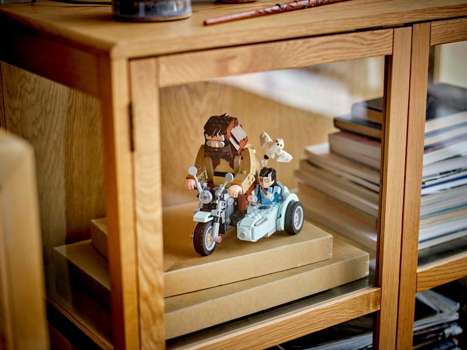 HP-LEGO-2025-harry-and-hagrid-motorbike