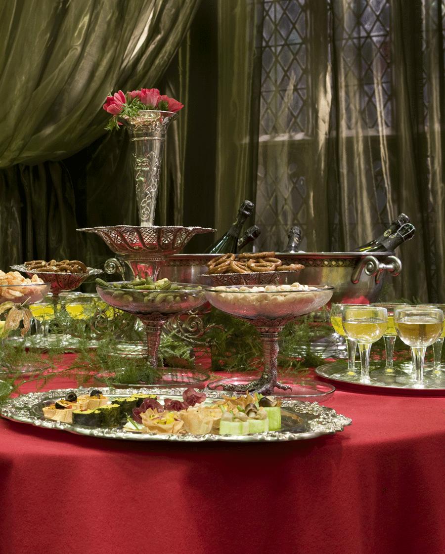 HP-F6-wizarding-food-slughorn-party-05624