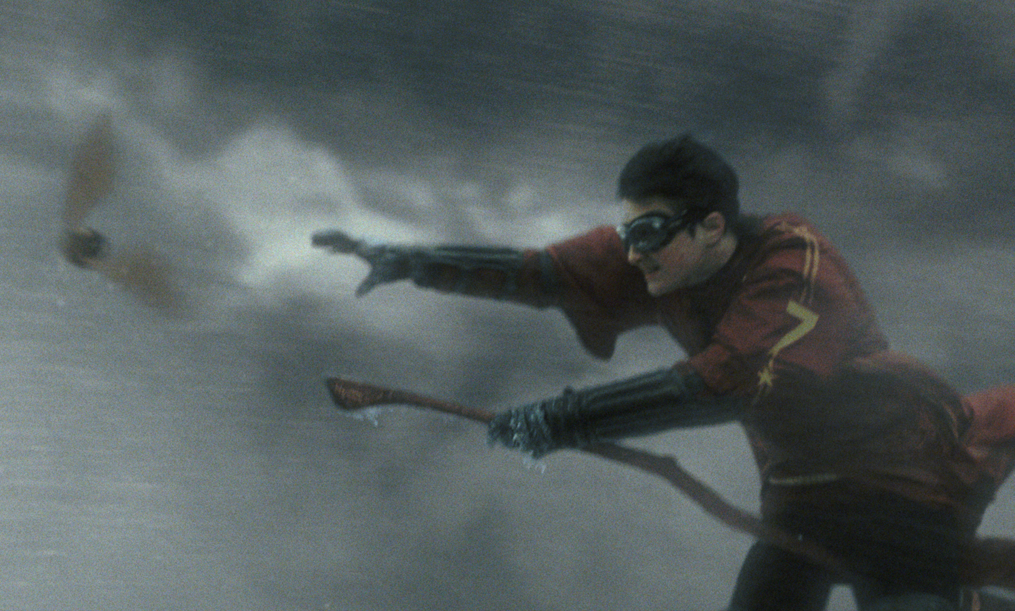 HP-F3-rain-harry-quidditch